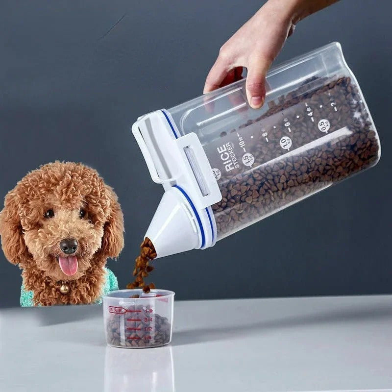 1.5kg/2kg Large Capacity Pet Food Storage Container - Airtight, Moisture-Proof, and Pest-Controlled Plastic Bucket with Measuring Cup, Handle, and Scoop Design for Easy Food Management and Freshness Preservation