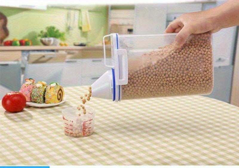 1.5kg/2kg Large Capacity Pet Food Storage Container - Airtight, Moisture-Proof, and Pest-Controlled Plastic Bucket with Measuring Cup, Handle, and Scoop Design for Easy Food Management and Freshness Preservation