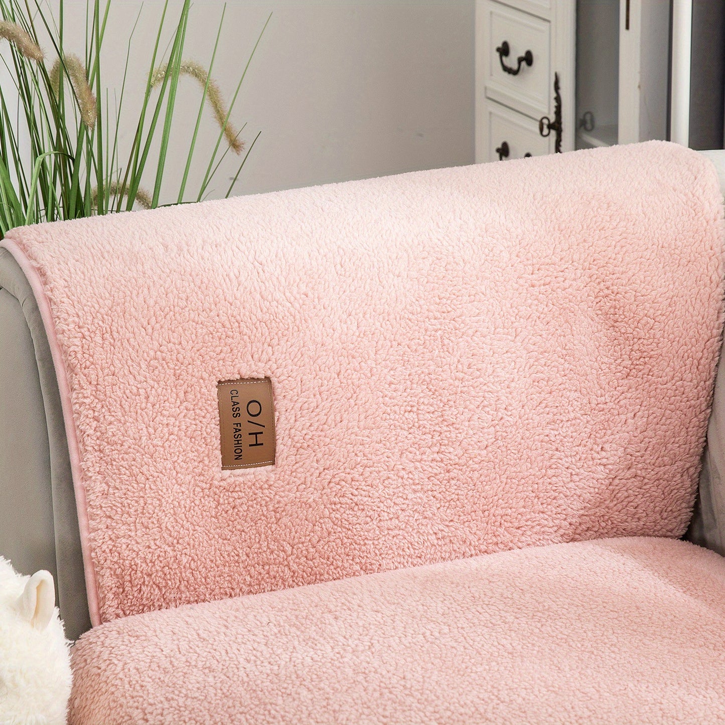 1pc Thickened Sherpa Velvet Sofa Slipcover, Pets Dog Friendly, Sherpa Fleece Sofa Couch Cover, Furniture Protector Fuzzy Non Slip Sofa Slipcover, For Bedroom Office Living Room Decor