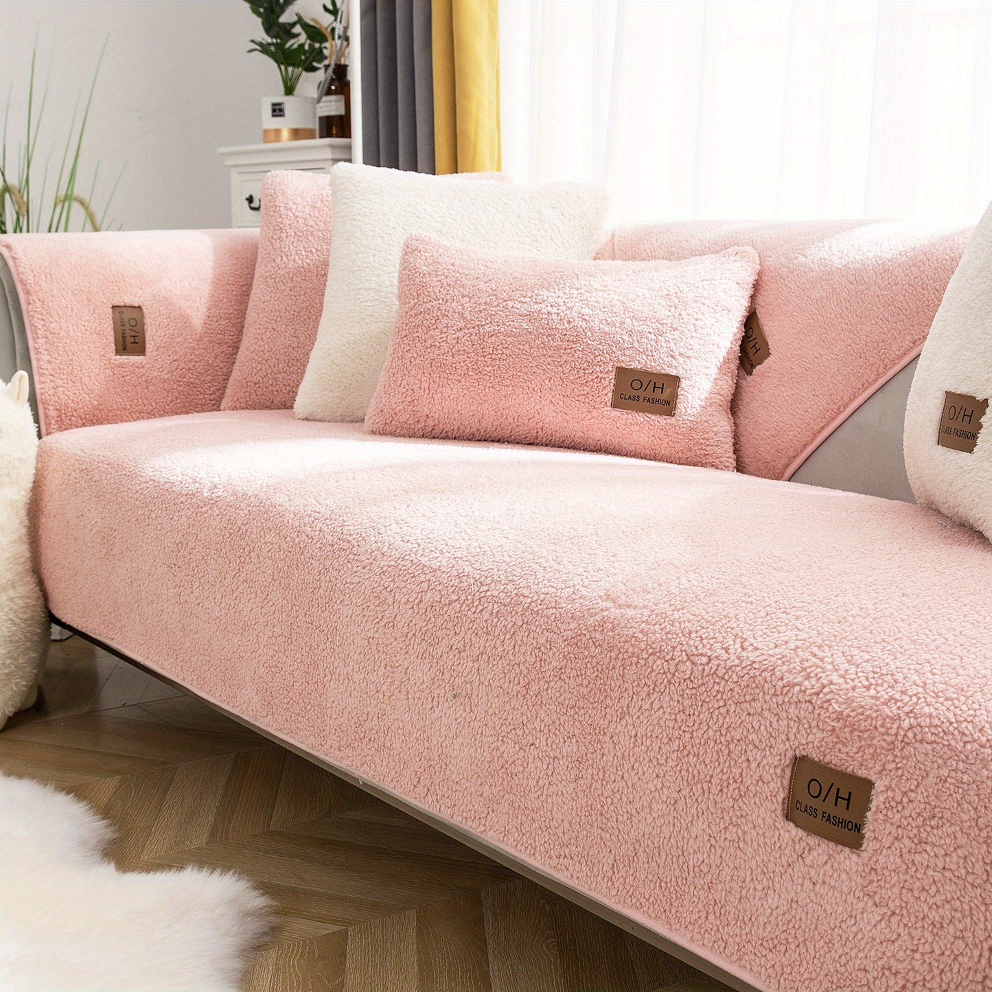 1pc Thickened Sherpa Velvet Sofa Slipcover, Pets Dog Friendly, Sherpa Fleece Sofa Couch Cover, Furniture Protector Fuzzy Non Slip Sofa Slipcover, For Bedroom Office Living Room Decor