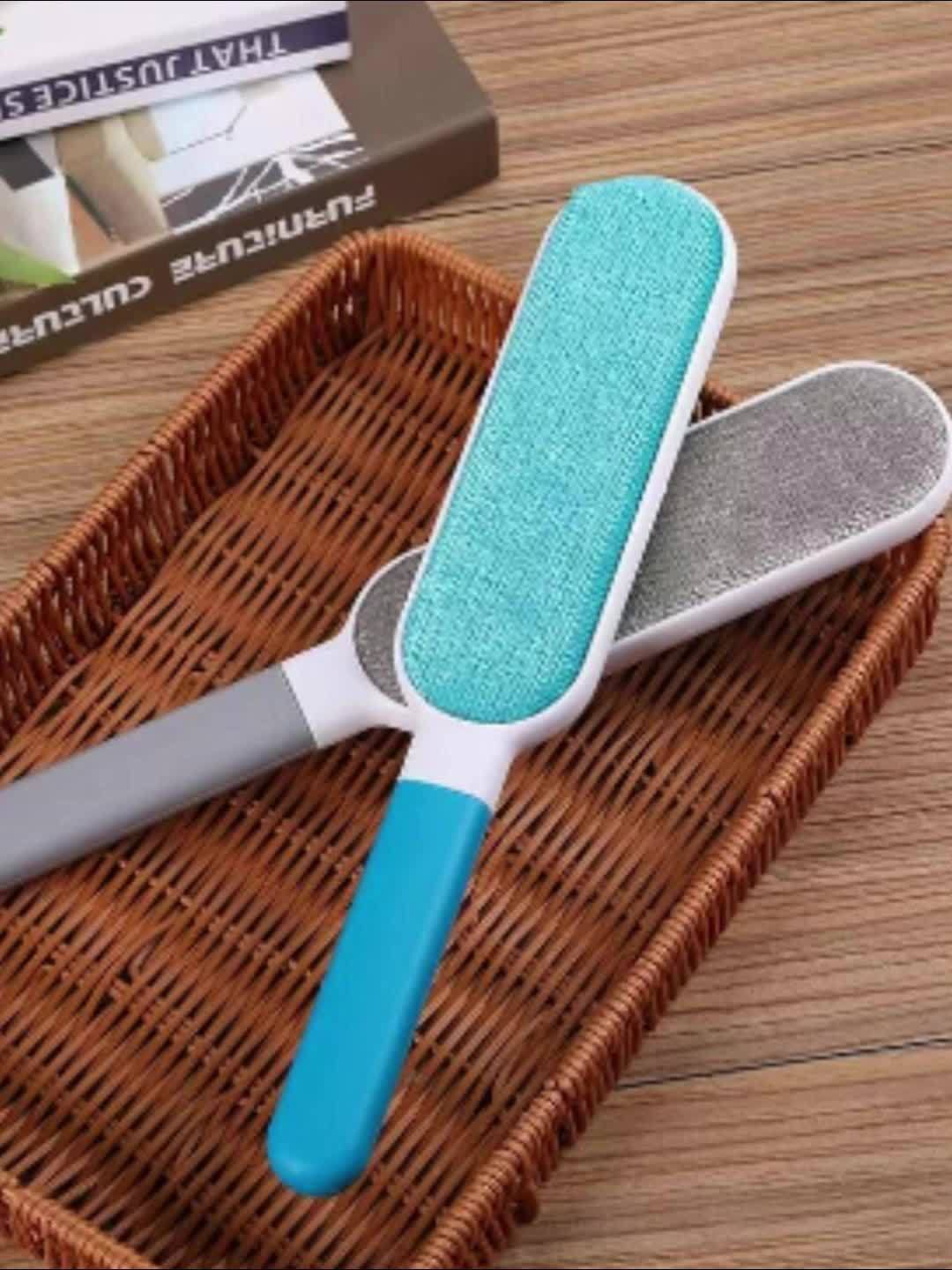 1pc Multi-Functional Reusable Dust Brush, Double-Sided Pet Hair Remover, Manual Electrostatic Lint Brush for Cat Fur, Clothes, Sofa, Furniture, Bedding, Carpet Cleaning - Plastic, No Electricity Needed, Ideal for Living Room