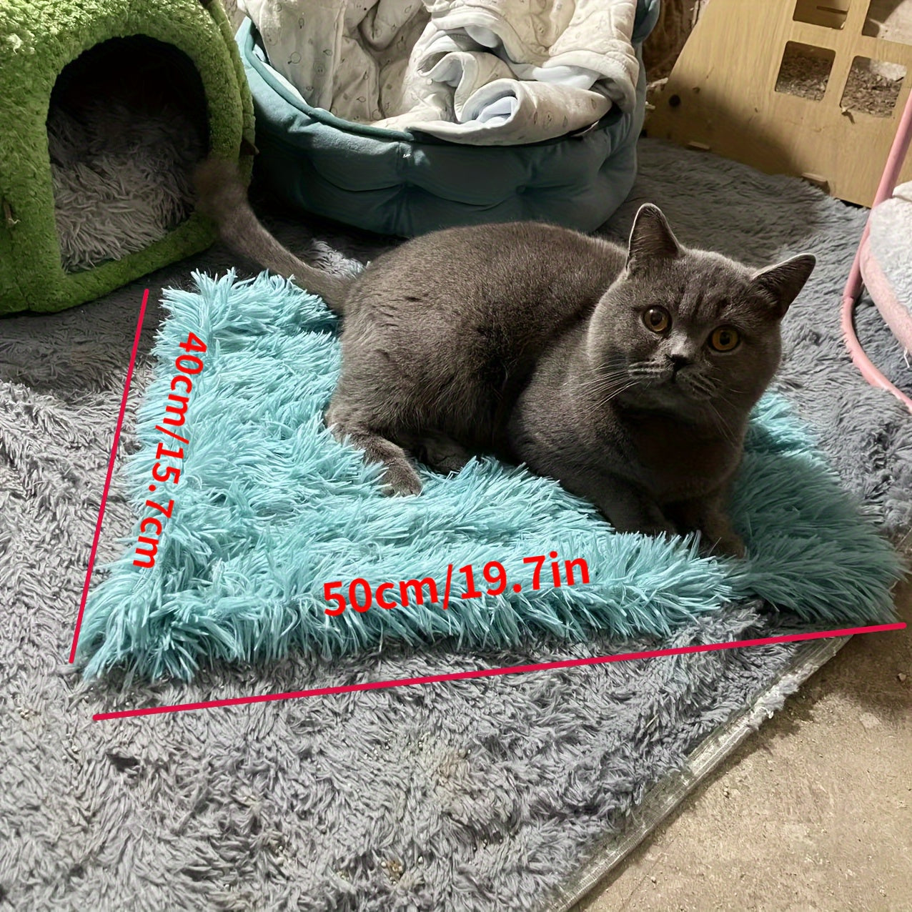 [Warm Luxurious Pet Blanket Comfort] Luxurious Plush Pet Blanket for Cats & Dogs - Machine Washable, Winter Warmth Comfort Mat for Nests and Sofas